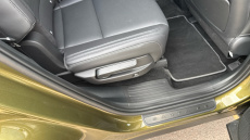 Hyundai SANTA FE 1.6 TGDi Plug-in Hybrid Calligraphy 5dr 4WD Auto Estate